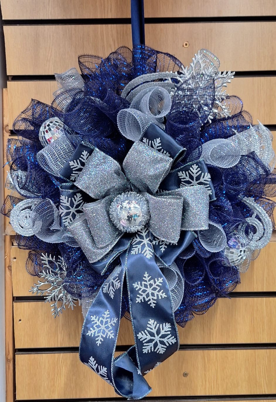 Wreath Kits (Navy and Silver)