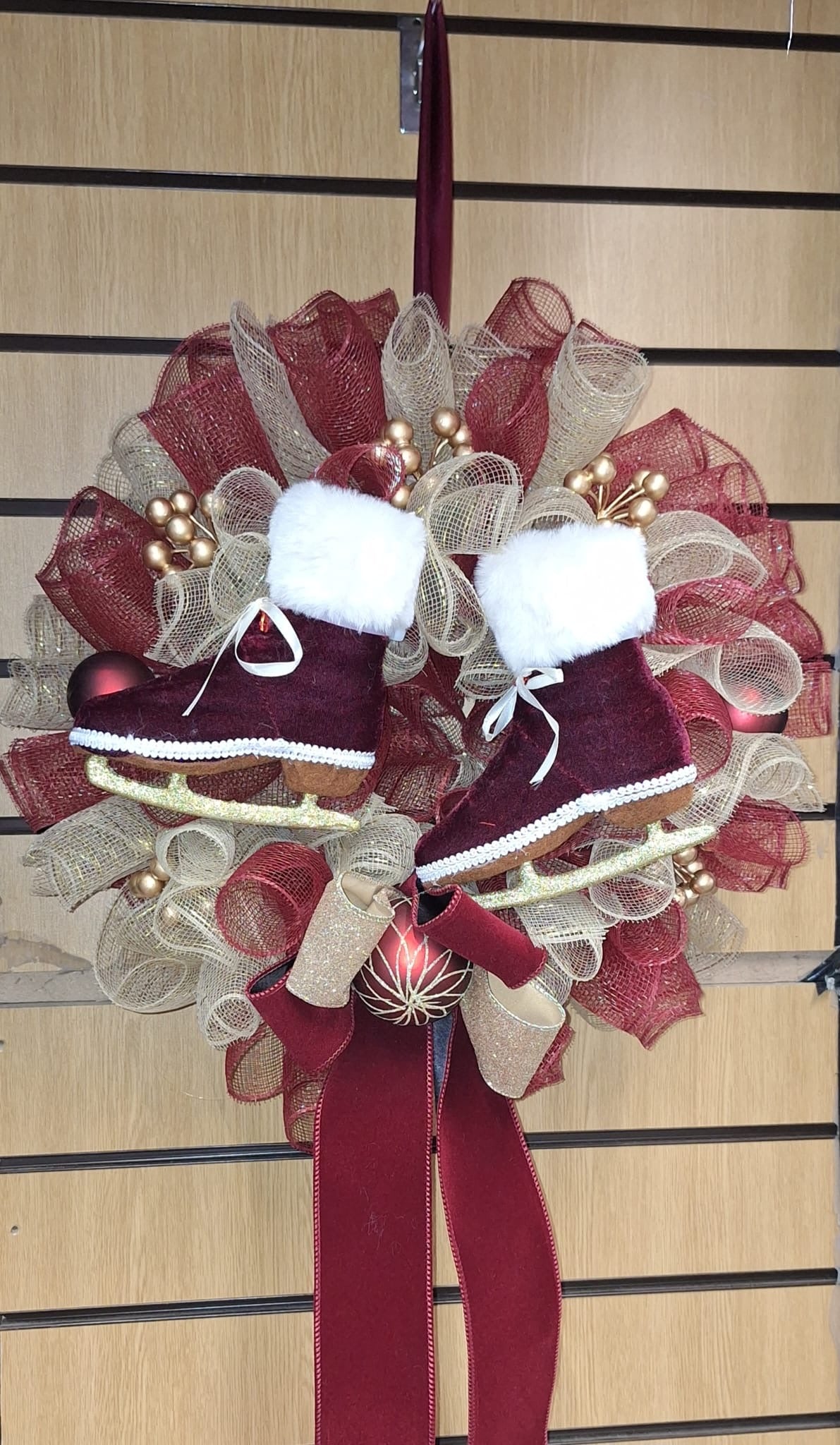 Wreath Kits (Maroon Skates)