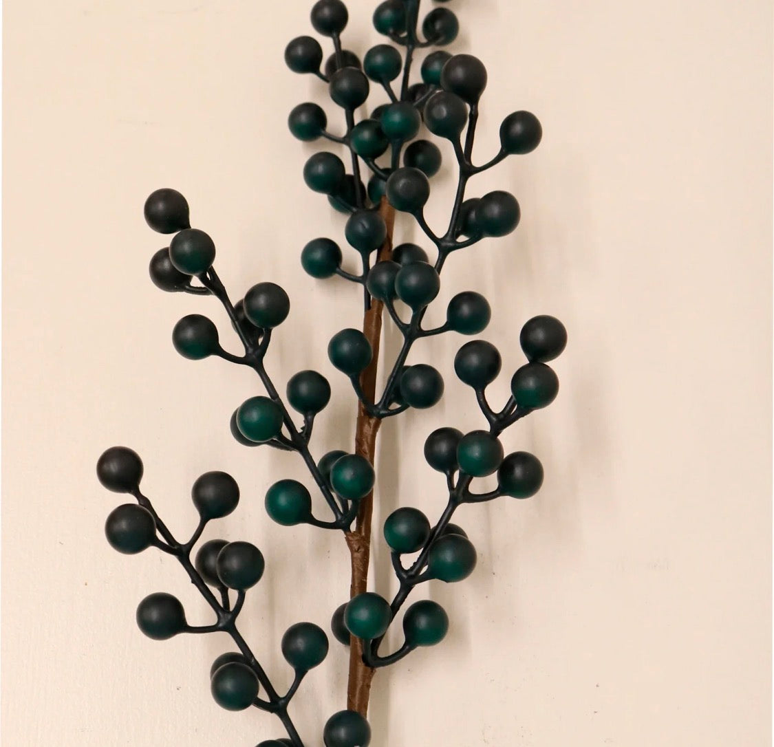 Seasonal Berry Pic Stem Jade 61cm