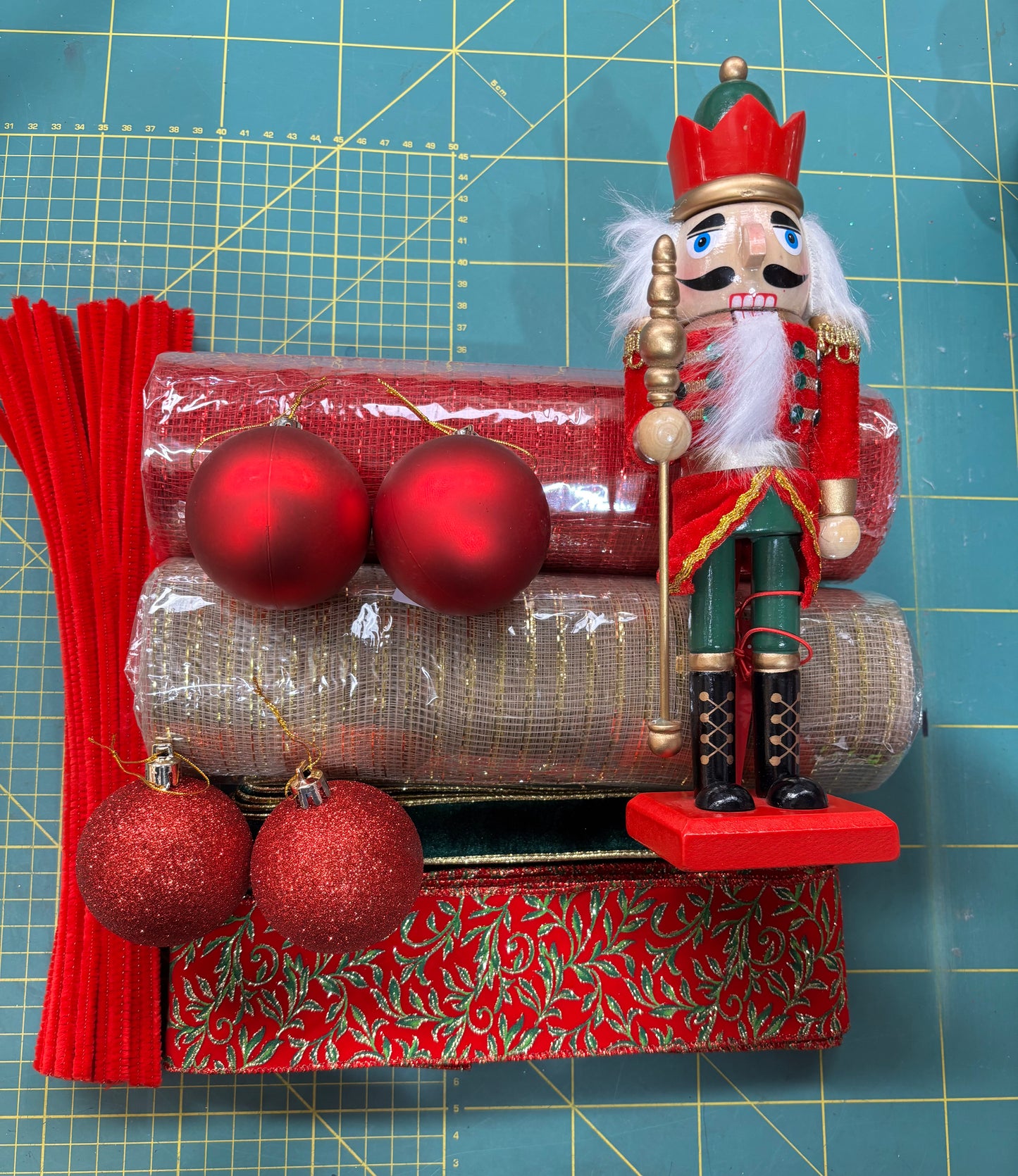 Wreath Kits (Green Nutcracker)